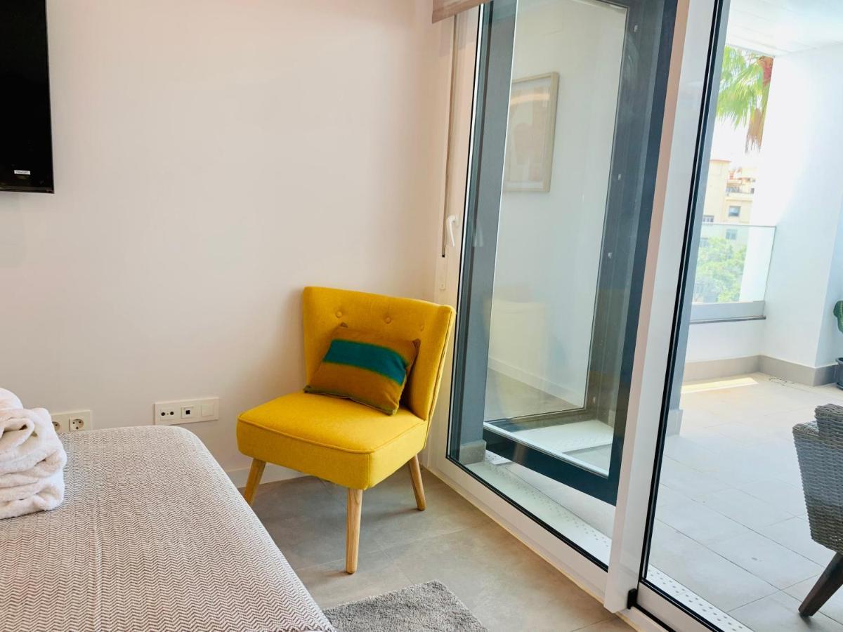 Sea View Luxury New Port Apartment *