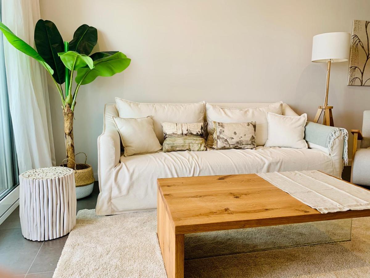 Sea View Luxury New Port Apartment Marbella