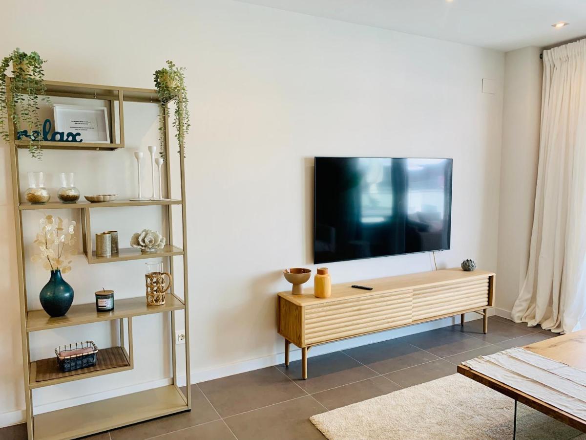Apartment Sea View Luxury New Port