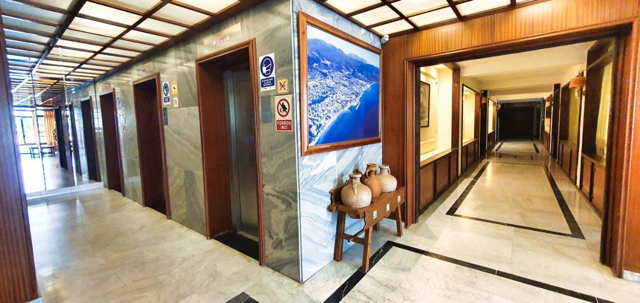 Stunning On The Beachfront With Sea Views In Center. Apartment *