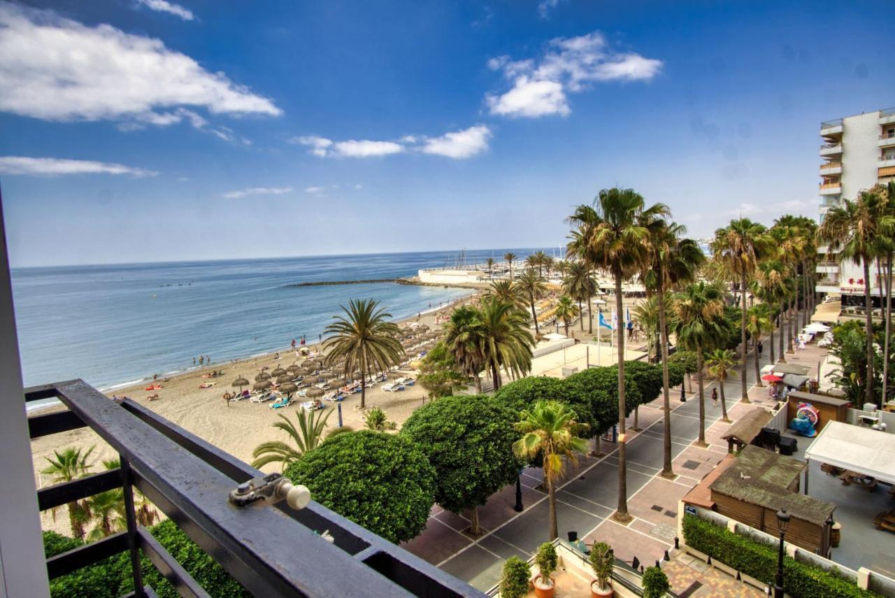 Stunning On The Beachfront With Sea Views In Center. Apartment Marbella