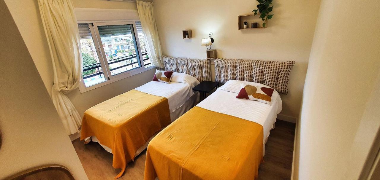 Apartment Stunning On The Beachfront With Sea Views In Center. *