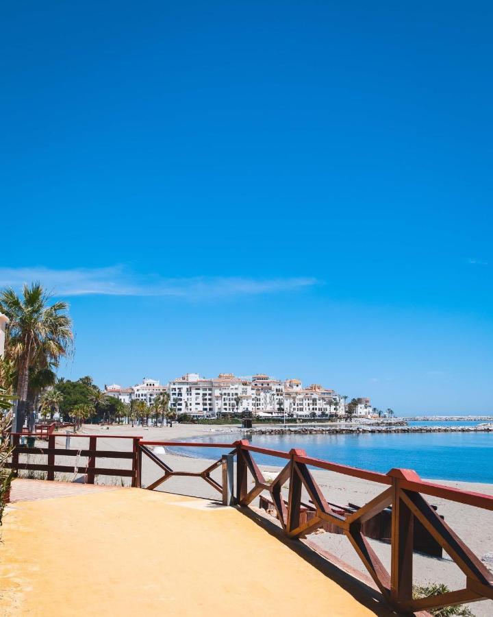 Puerto Banus Peace