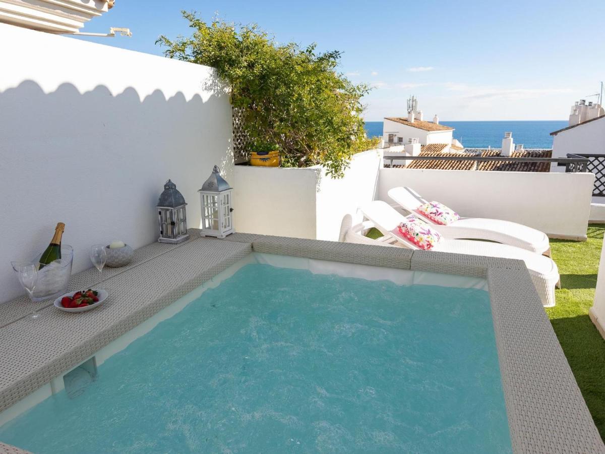 Vacation I Terrazas De Banus, Romantic, Jacuzzi, Pet-friendly, Cosy Duplex Penthouse, 2min Walk To Marina * Marbella