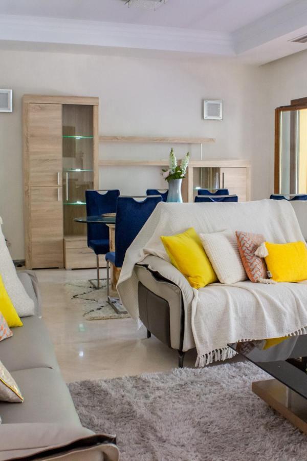 Imperial - Chalet Independiente En *
