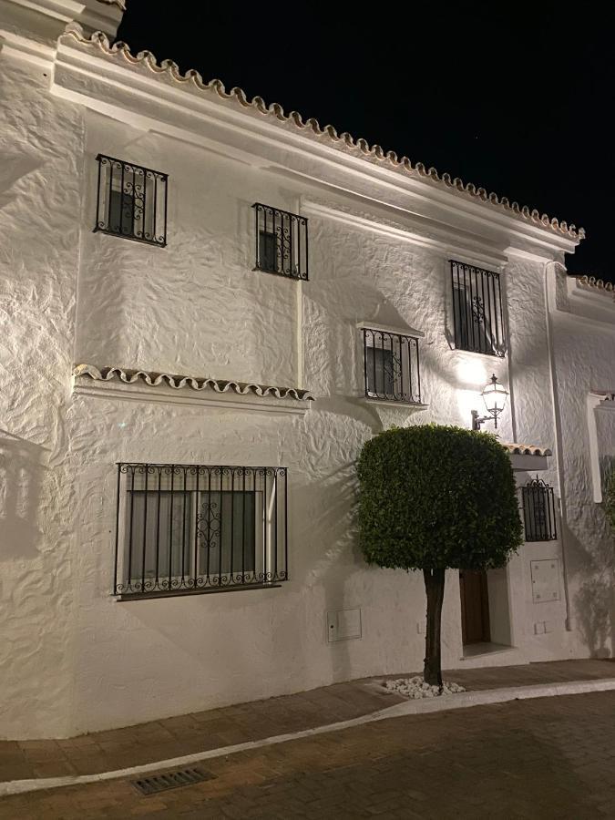 Ferienhaus Tulum House - In Nueva Andalucia - Amazing La Concha Mountain View Marbella