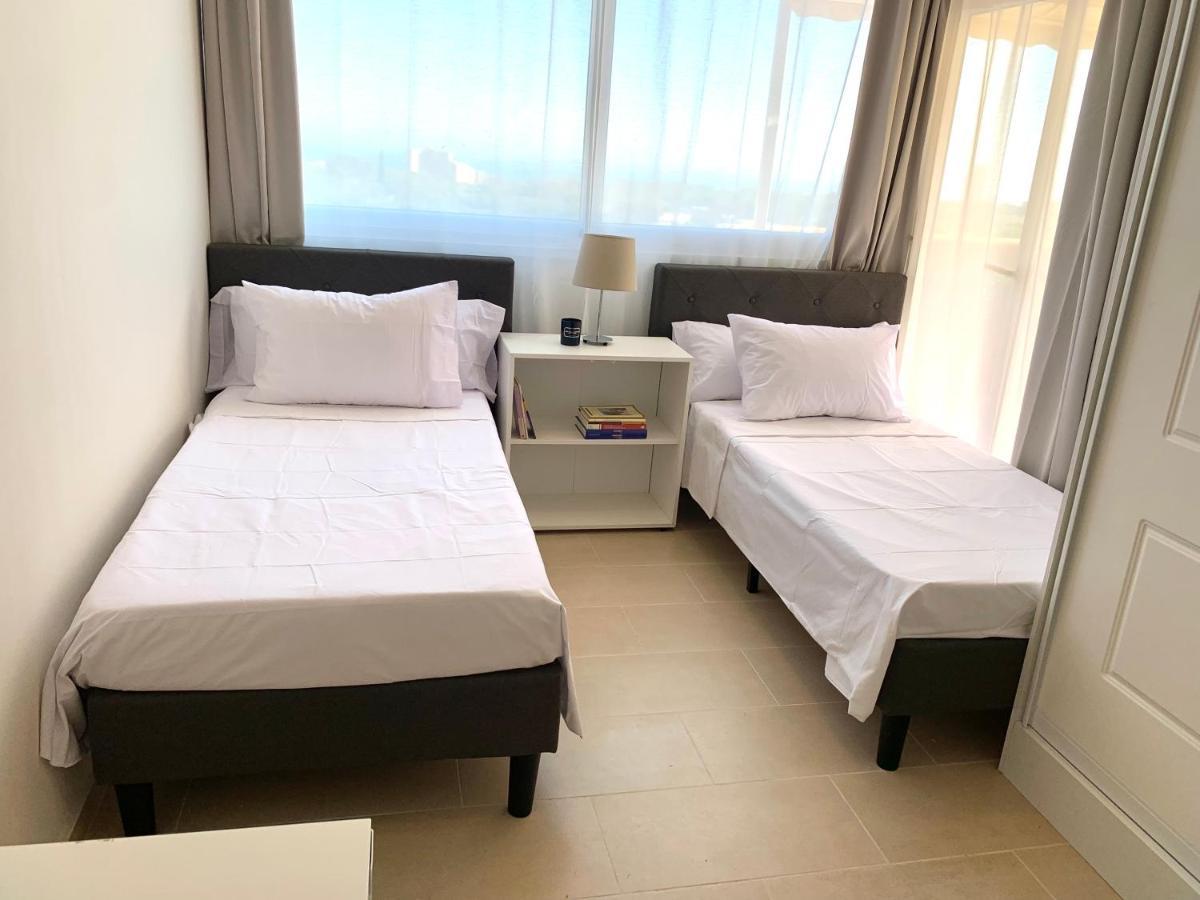 2.penthouse Beach Golf Apartment