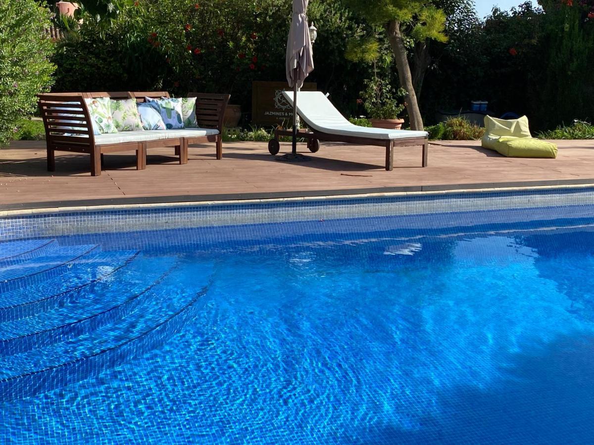 Vakantiehuis Private Pool&garden - Walk To Beach&marbella