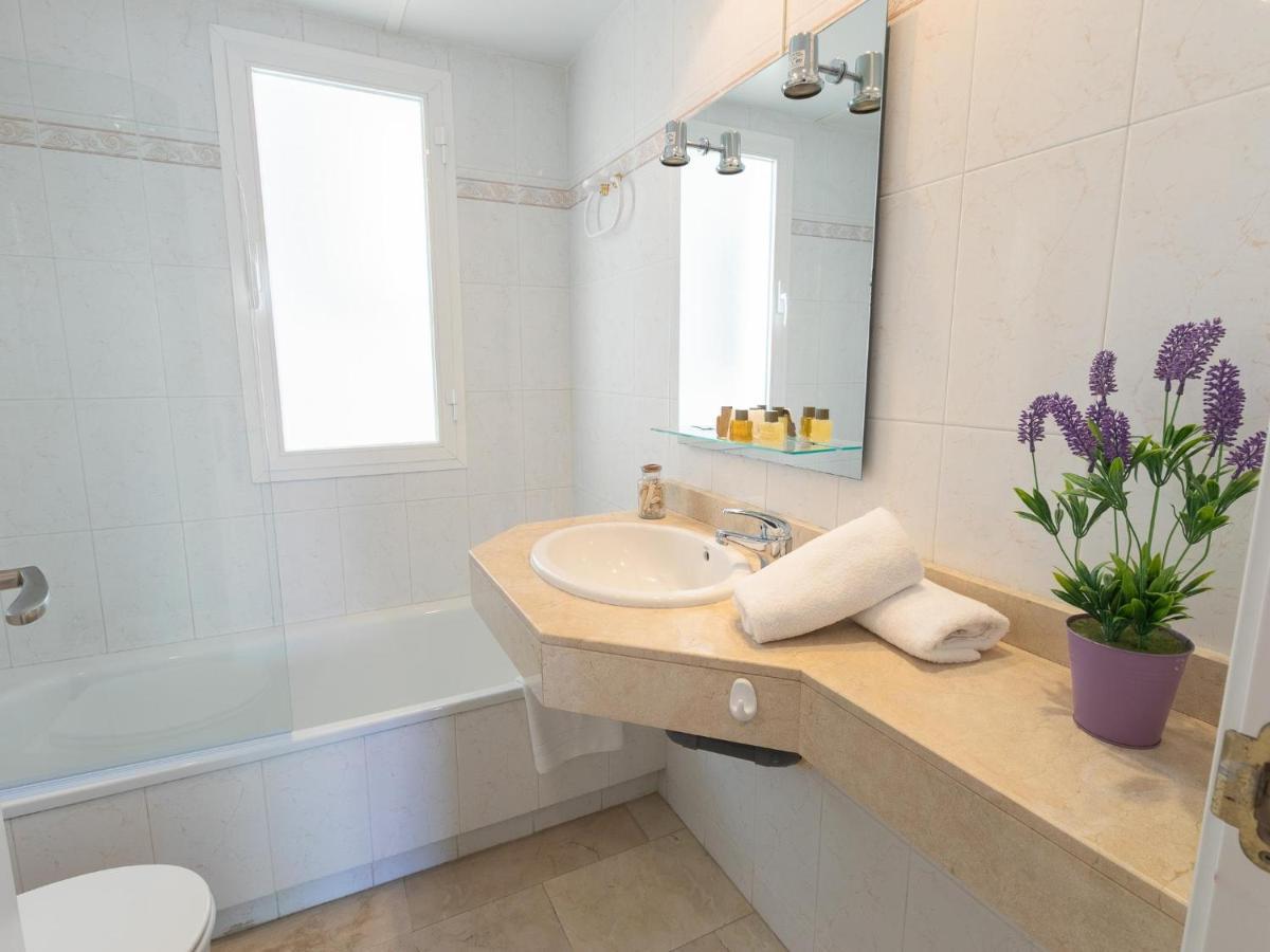 Vacation I Terrazas De Banus, Romantic, Jacuzzi, Pet-friendly, Cosy Duplex Penthouse, 2min Walk To Marina Appartement Marbella