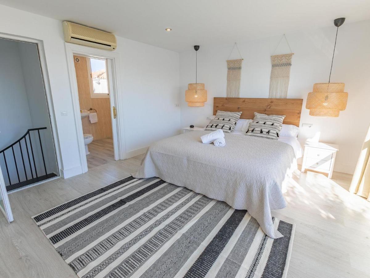Vacation I Terrazas De Banus, Romantic, Jacuzzi, Pet-friendly, Cosy Duplex Penthouse, 2min Walk To Marina *