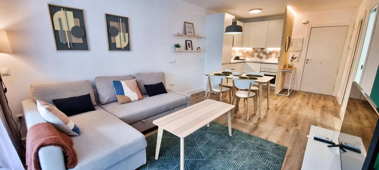 Apartment Exclusive Two Bedroom In Centre
