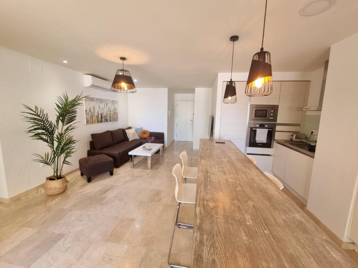 Apartment Lets In The Sun Playa Fontanilla Marbella