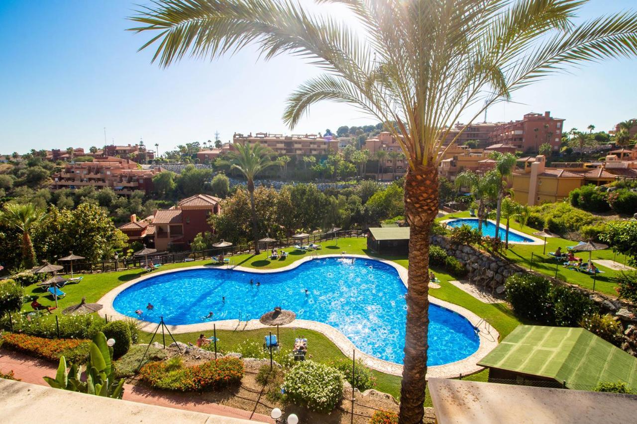 And Spacious With Underground Parking In Lovely Urbanisation With Pools And Jacuzzis. *