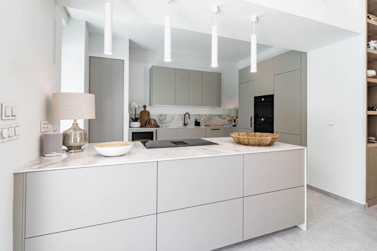 Adp- San Pedro Beach By Roomservices