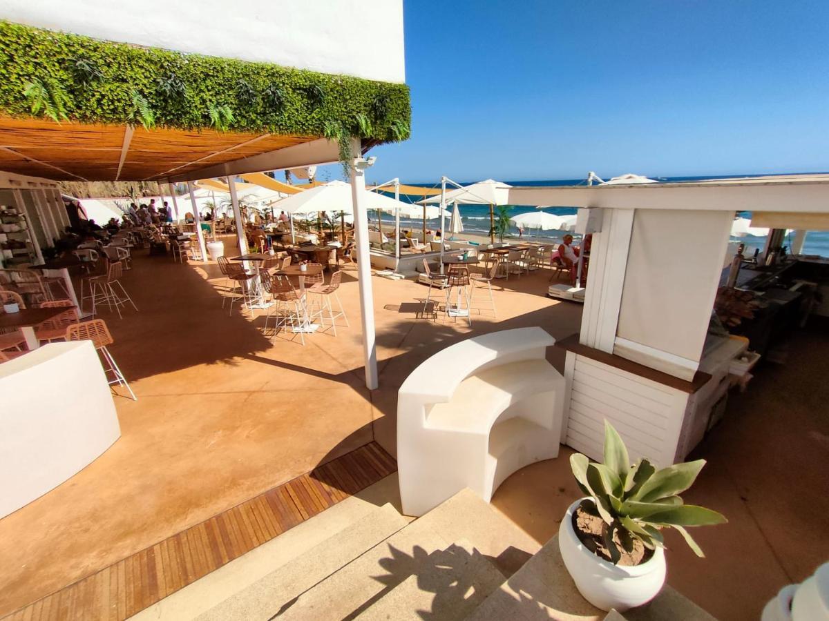 Marbesa 200 M From The Sea!!!