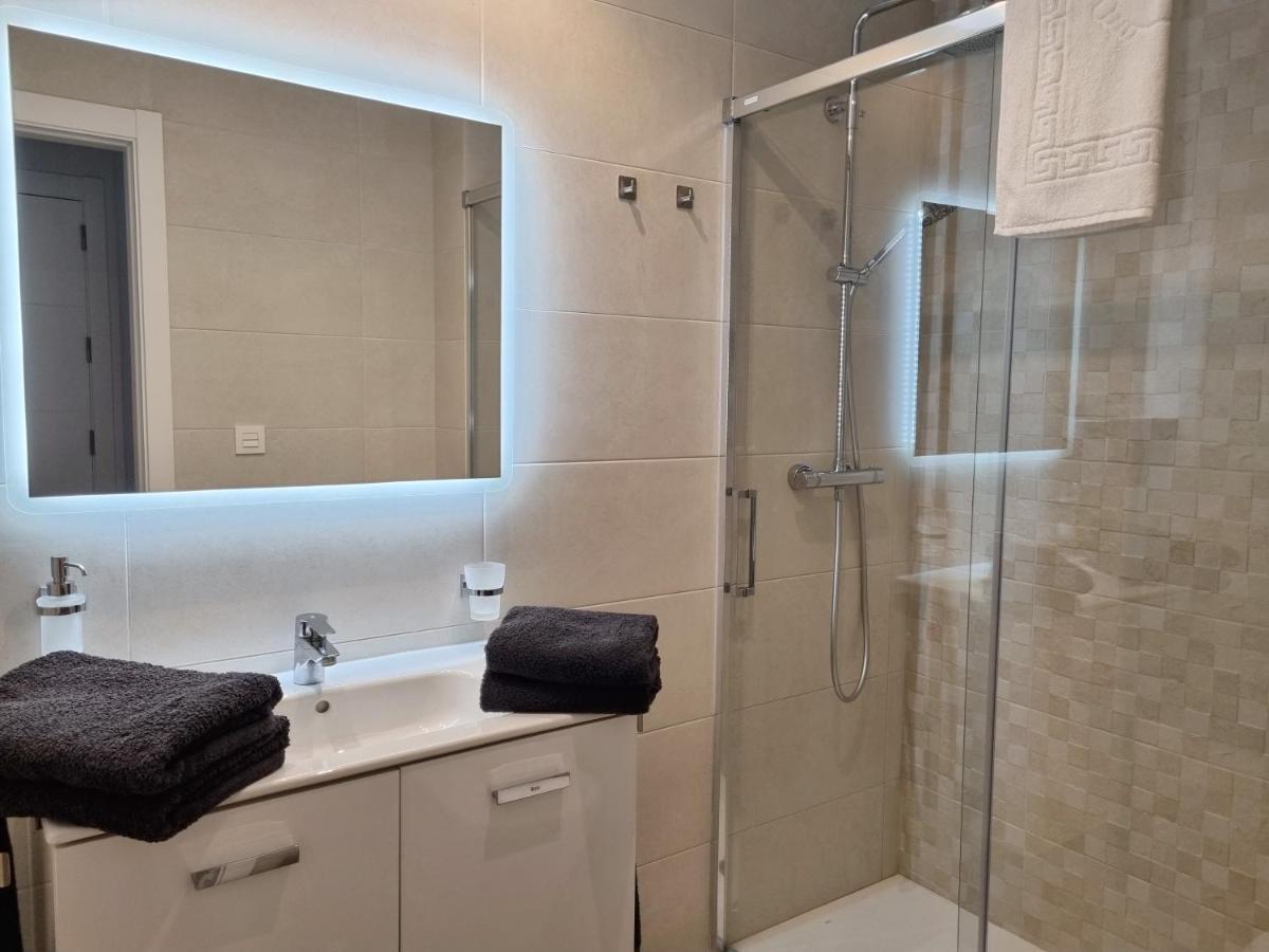 Toplage Neubau Luxus-apartment, Und Altstadt In Minuten Zu Fuss Appartement