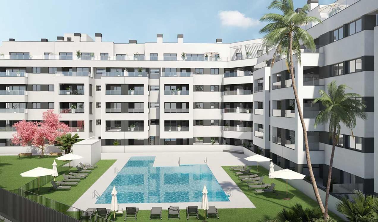 Toplage Neubau Luxus-apartment, Und Altstadt In Minuten Zu Fuss * Marbella