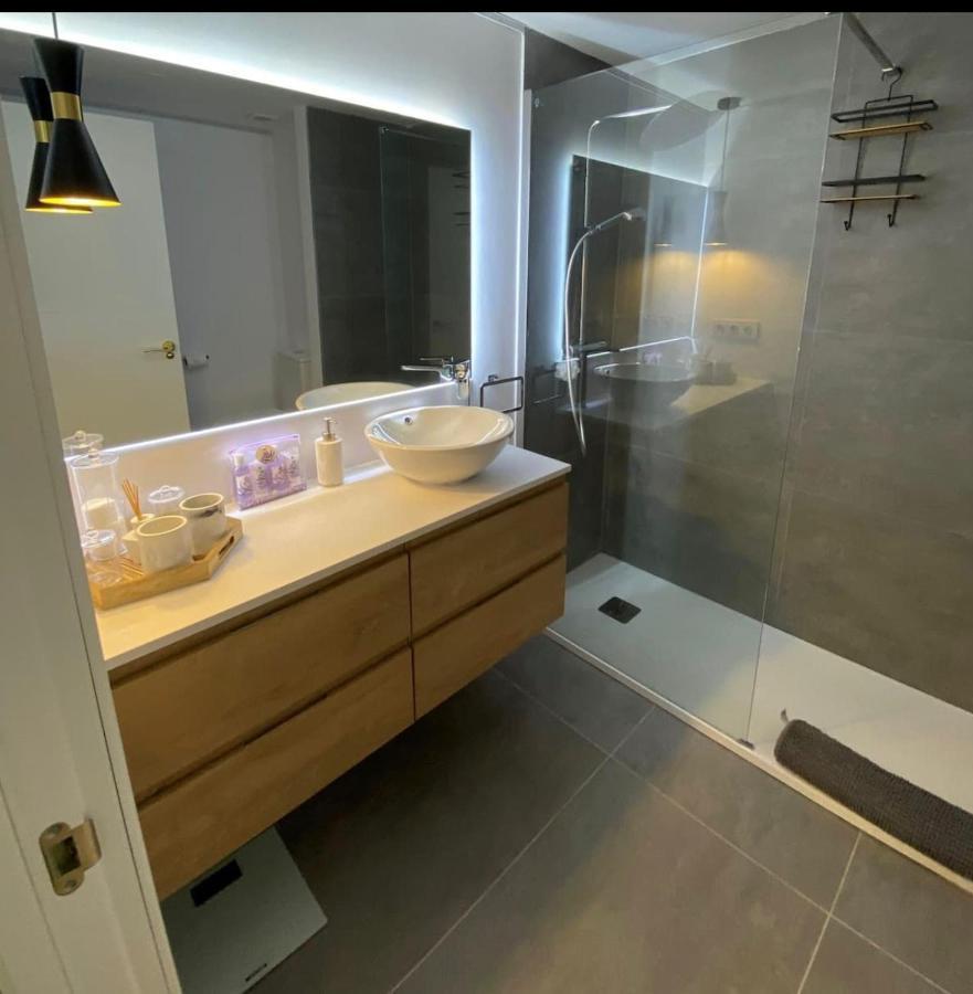 Roy Boston By Florentia Homes Appartement *