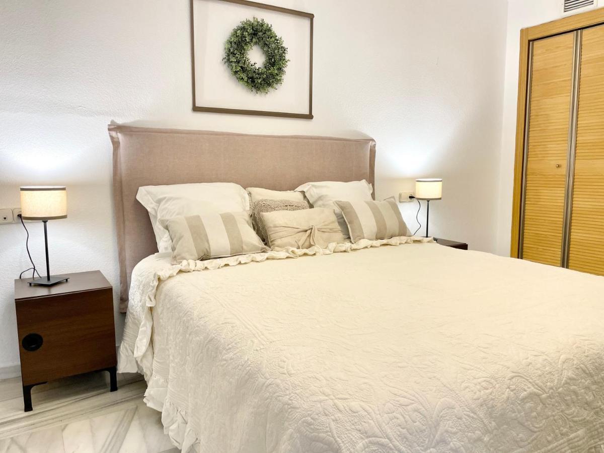 Rs 16 Center Of By Eaw Homes Apartamento