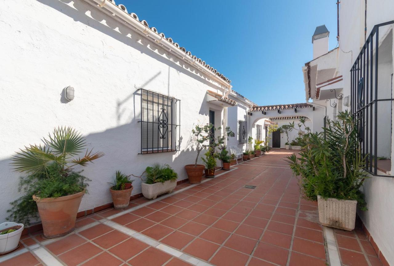Apartment First Line Beach - Puerto Banus