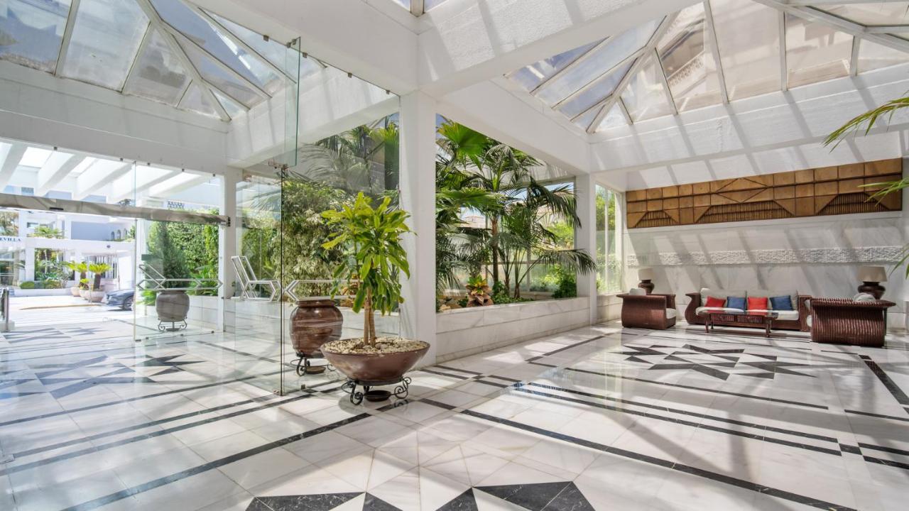 De 2 En Gaviotas - Puerto Banus * Marbella