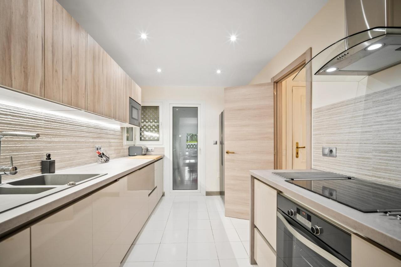 De 2 En Gaviotas - Puerto Banus Marbella