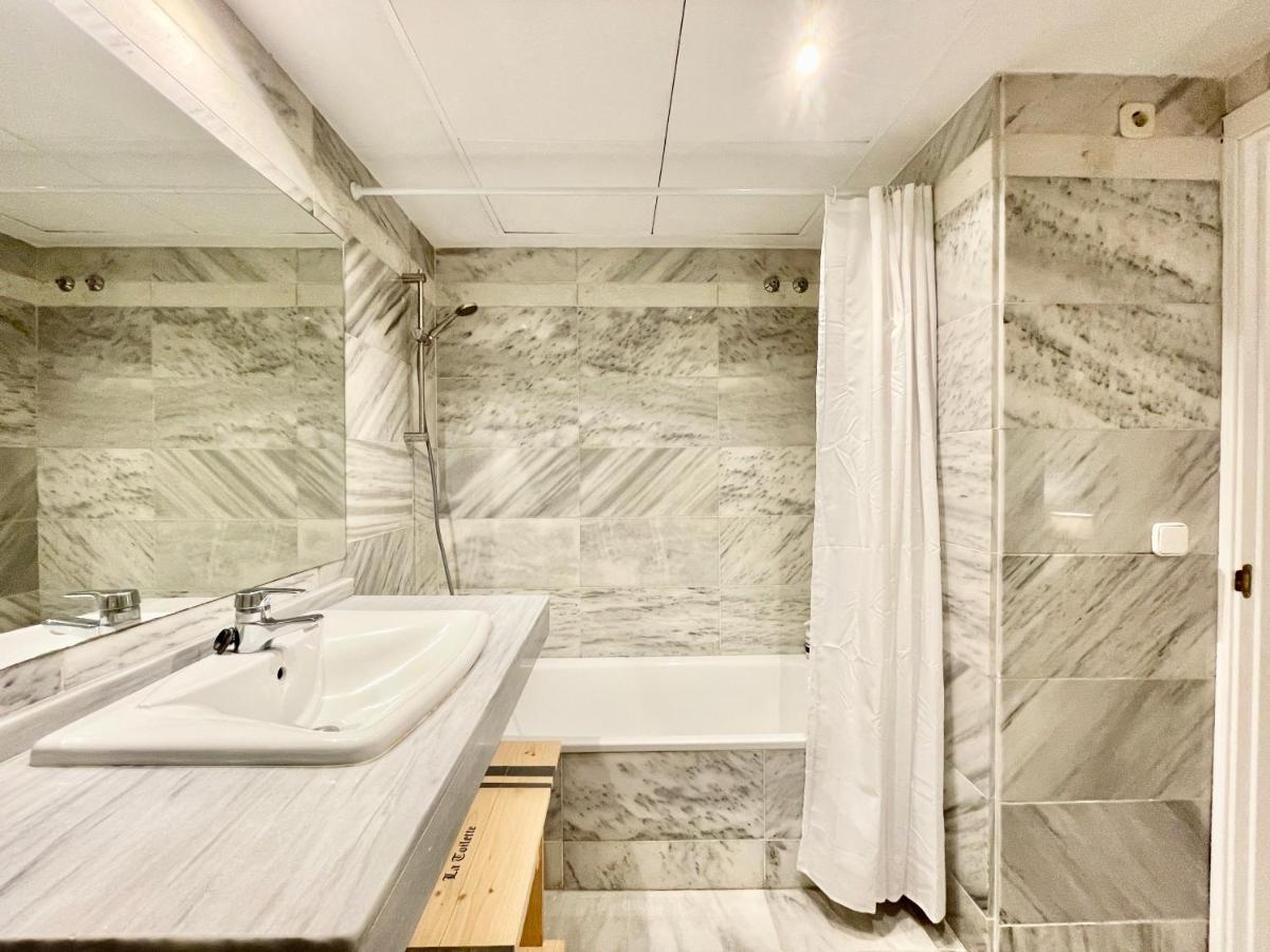 Apartamento Rs 16 Center Of By Eaw Homes *