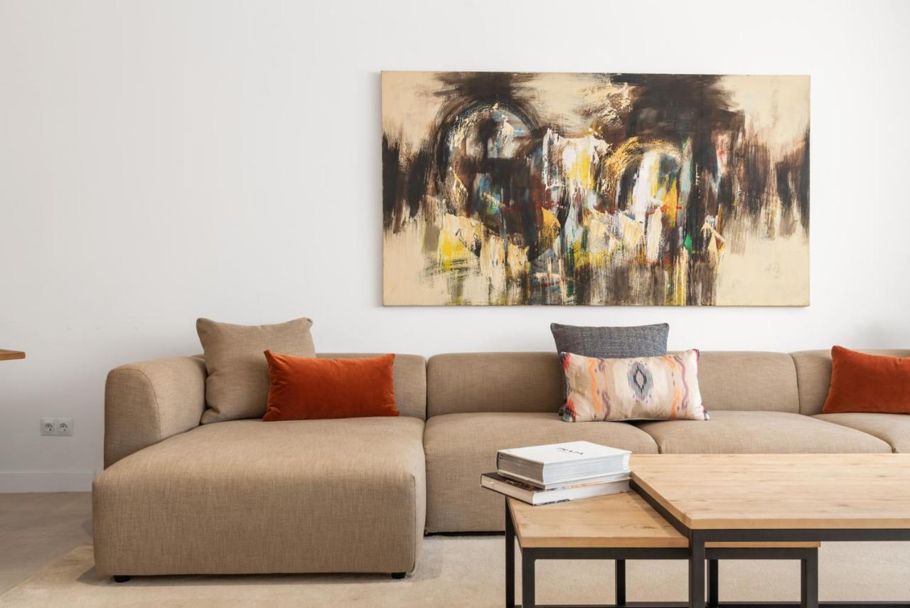 Large In Playas Del Duque Apartment *