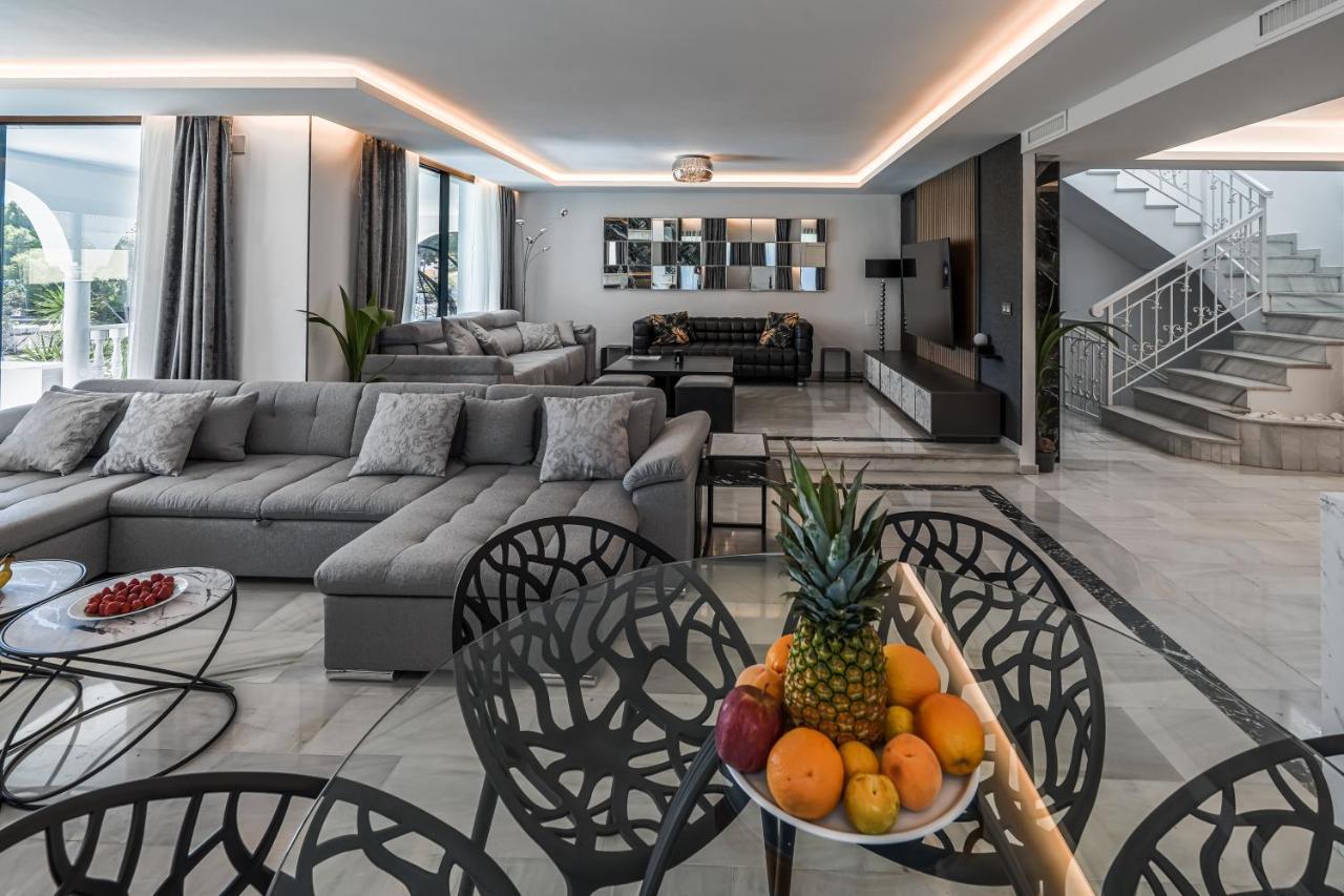 Villa 27 Nueva Andalucia Puerto Banus