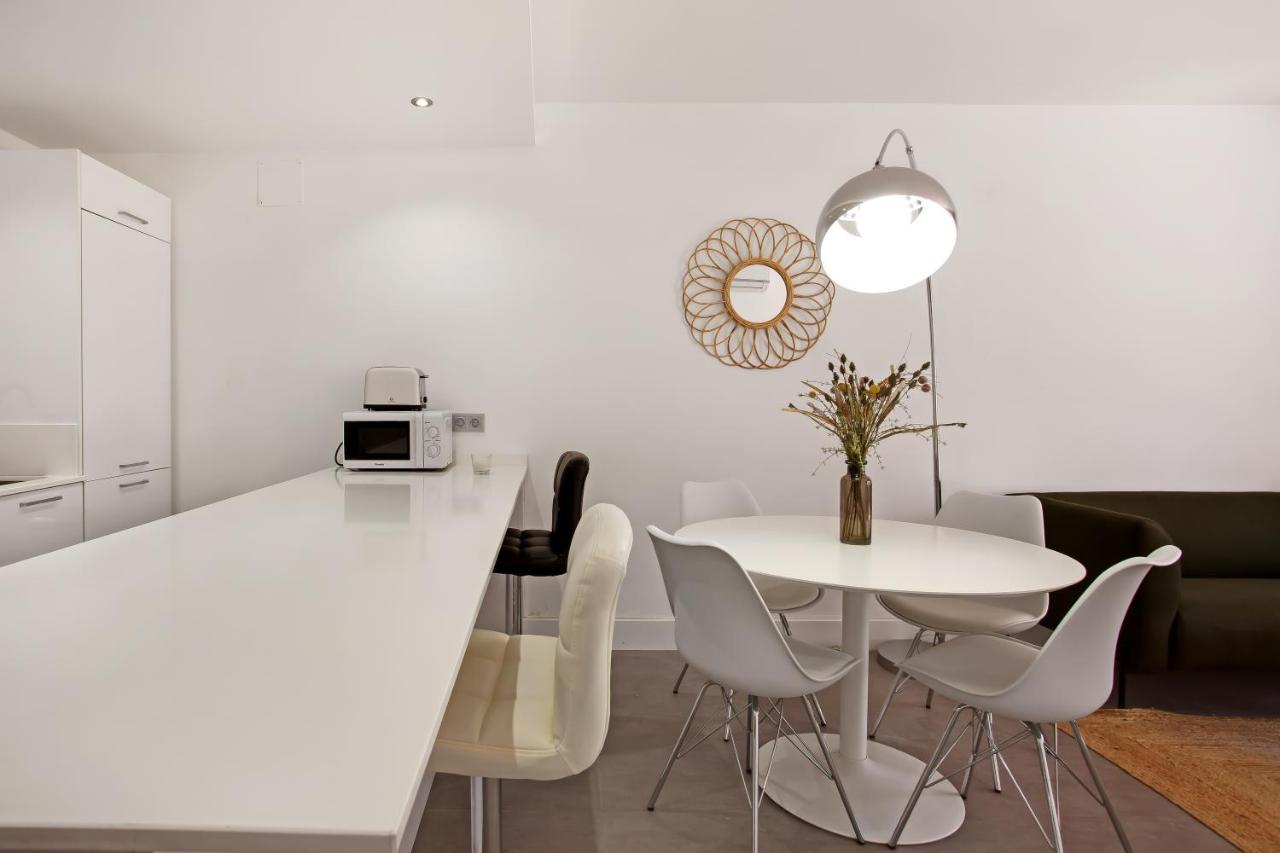 Modern 3 Bed In Puerto Banus, Apartment *