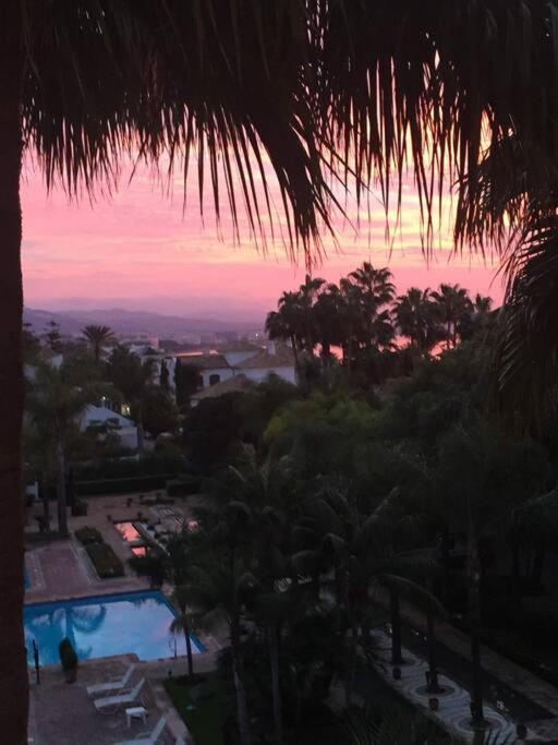 Appartement Puente Luxury Penthouse, Beachside & Sea Views