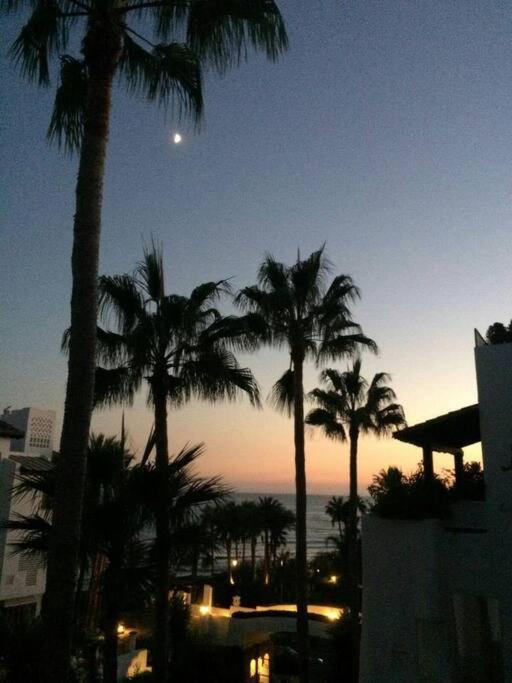 Appartement Puente Luxury Penthouse, Beachside & Sea Views *