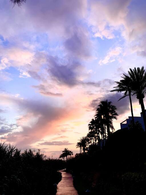 Appartement Puente Luxury Penthouse, Beachside & Sea Views