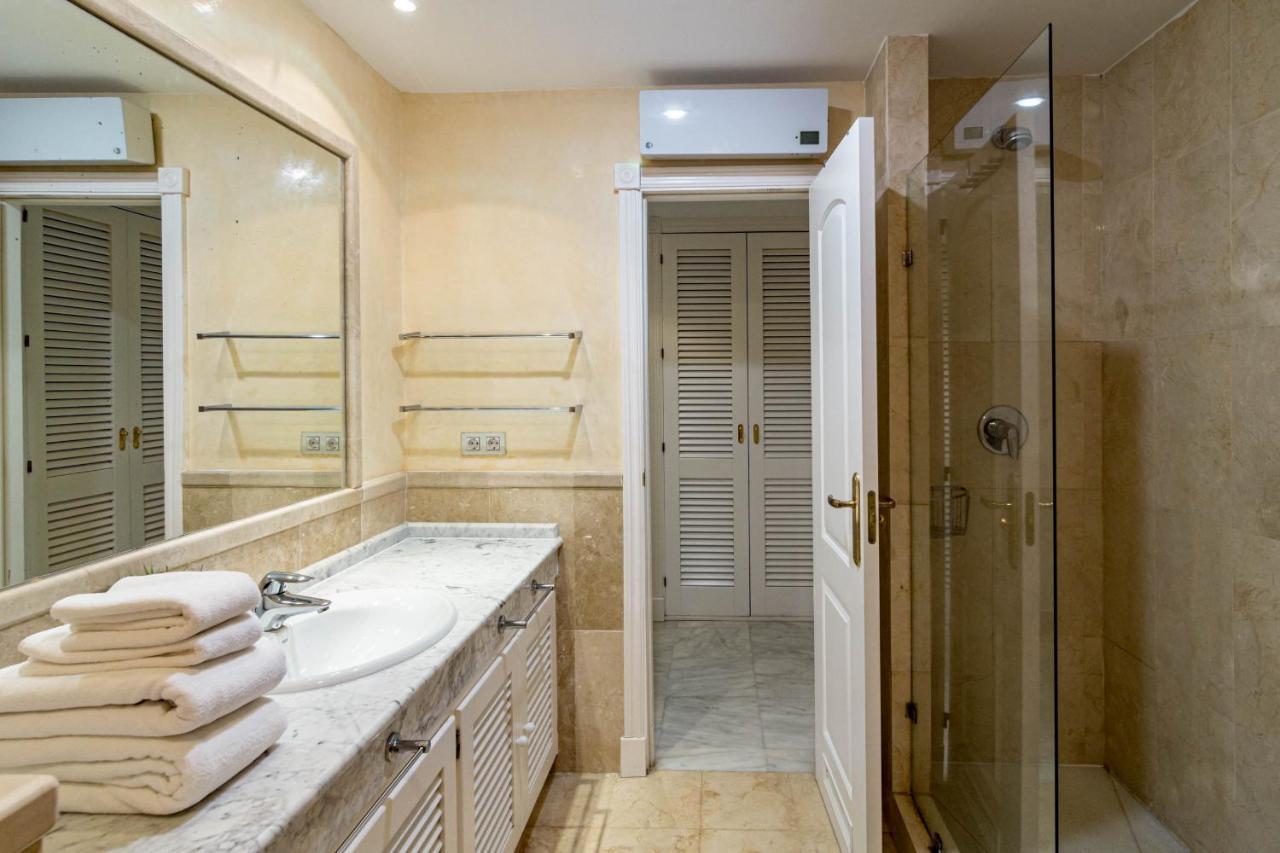 Ade10- Front Line San Pedro By Roomservices Apartment