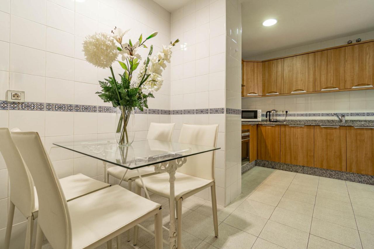 Ade10- Front Line San Pedro By Roomservices Apartment *