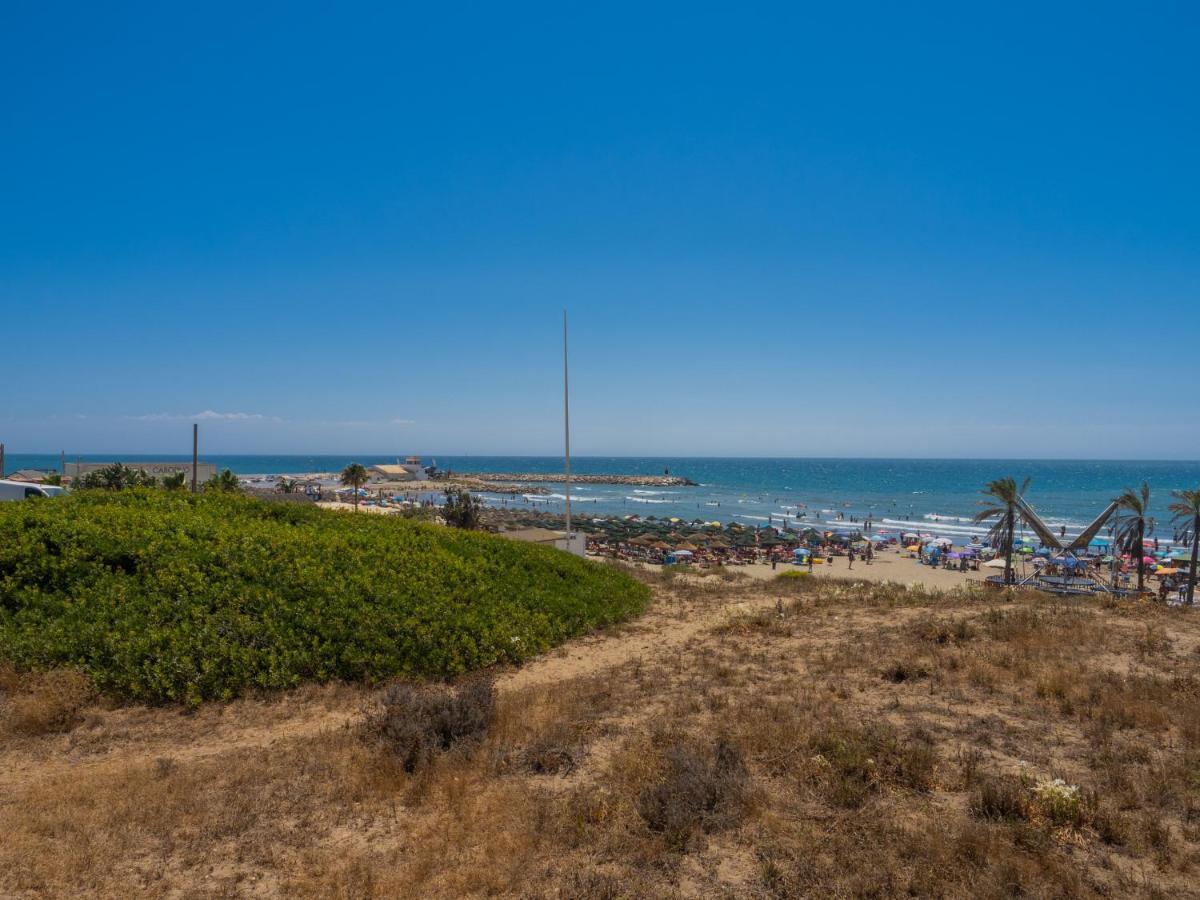 Cubo's Penthouse Cabopino Port & Parking