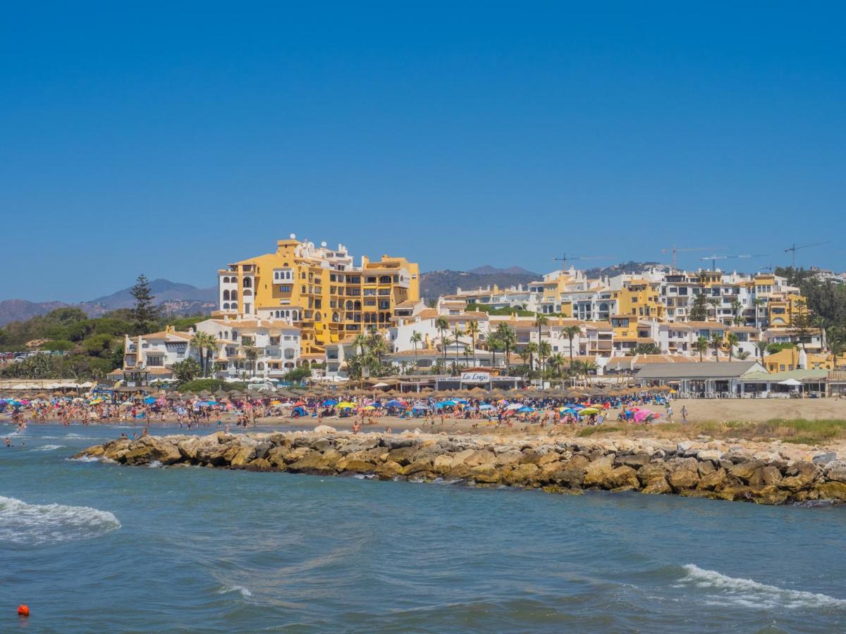 Cubo's Penthouse Cabopino Port & Parking Marbella