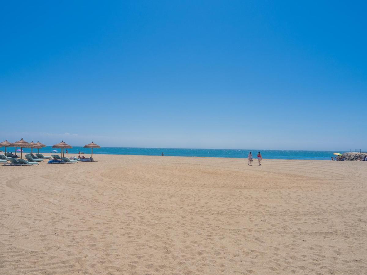 Apartment Cubo's Penthouse Cabopino Port & Parking Marbella