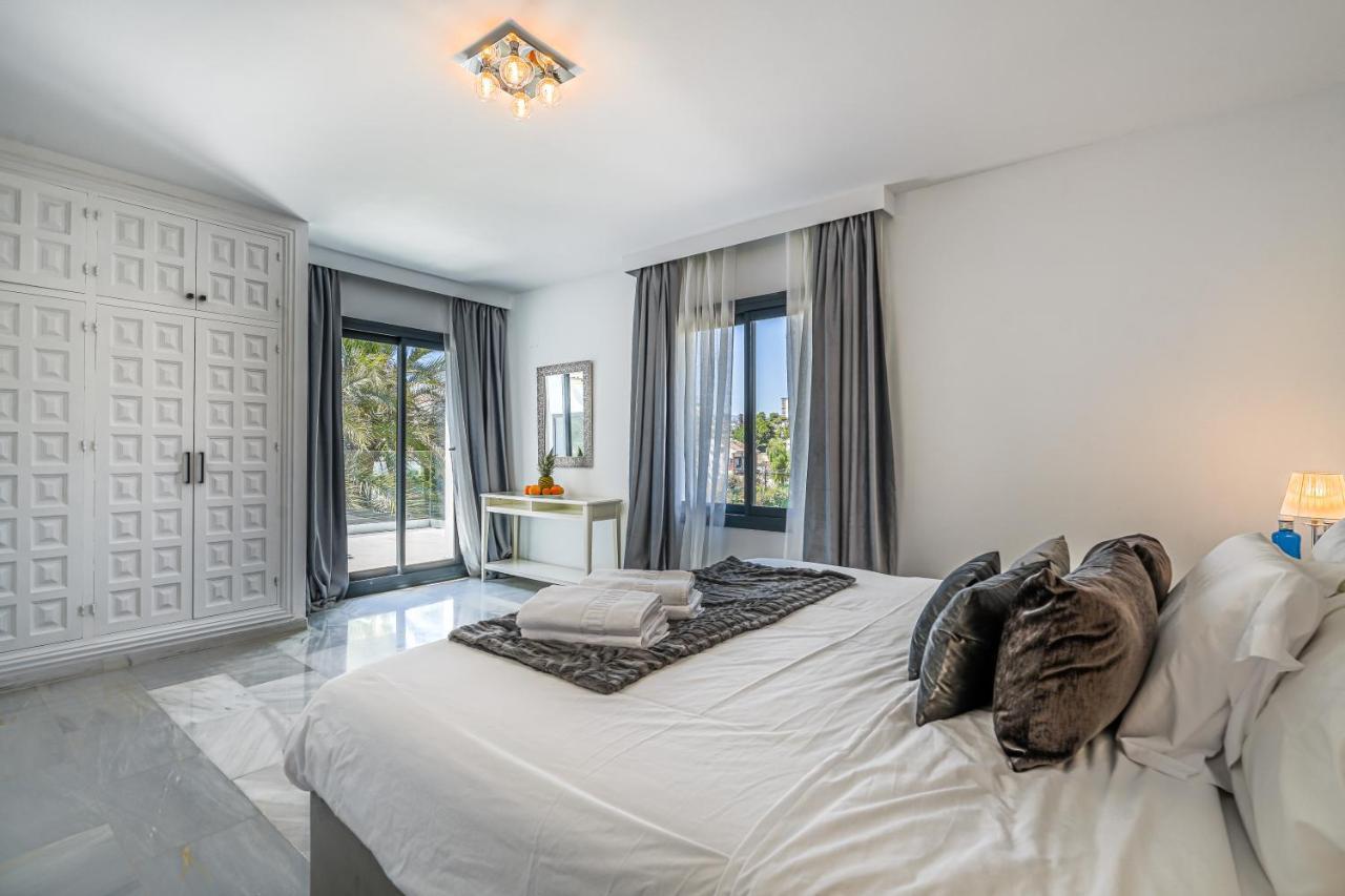 27 Nueva Andalucia Puerto Banus