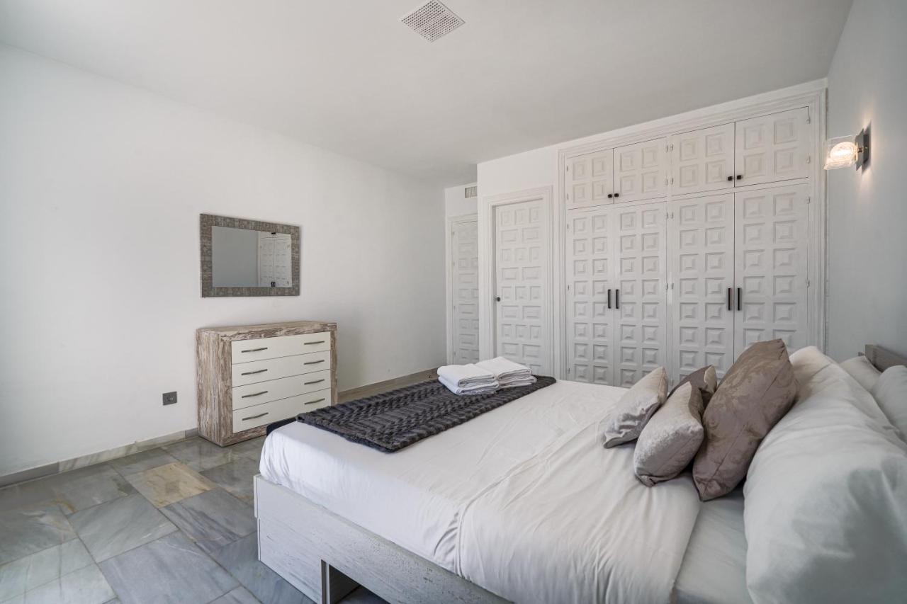 Villa 27 Nueva Andalucia Puerto Banus Marbella