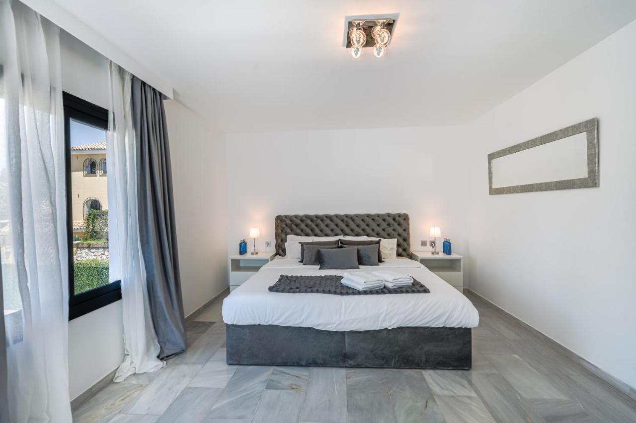 27 Nueva Andalucia Puerto Banus * Marbella