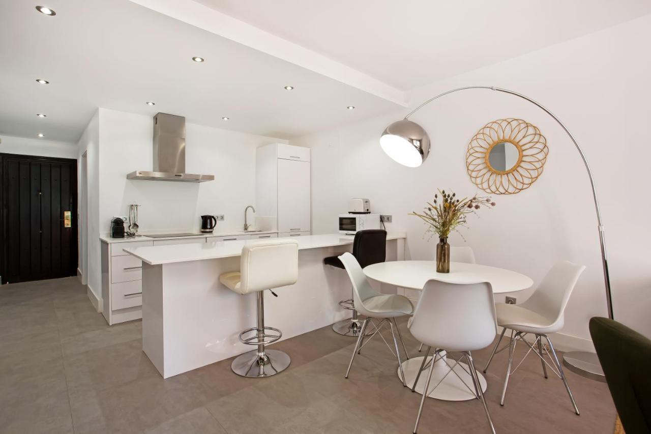 Modern 3 Bed In Puerto Banus, * Marbella