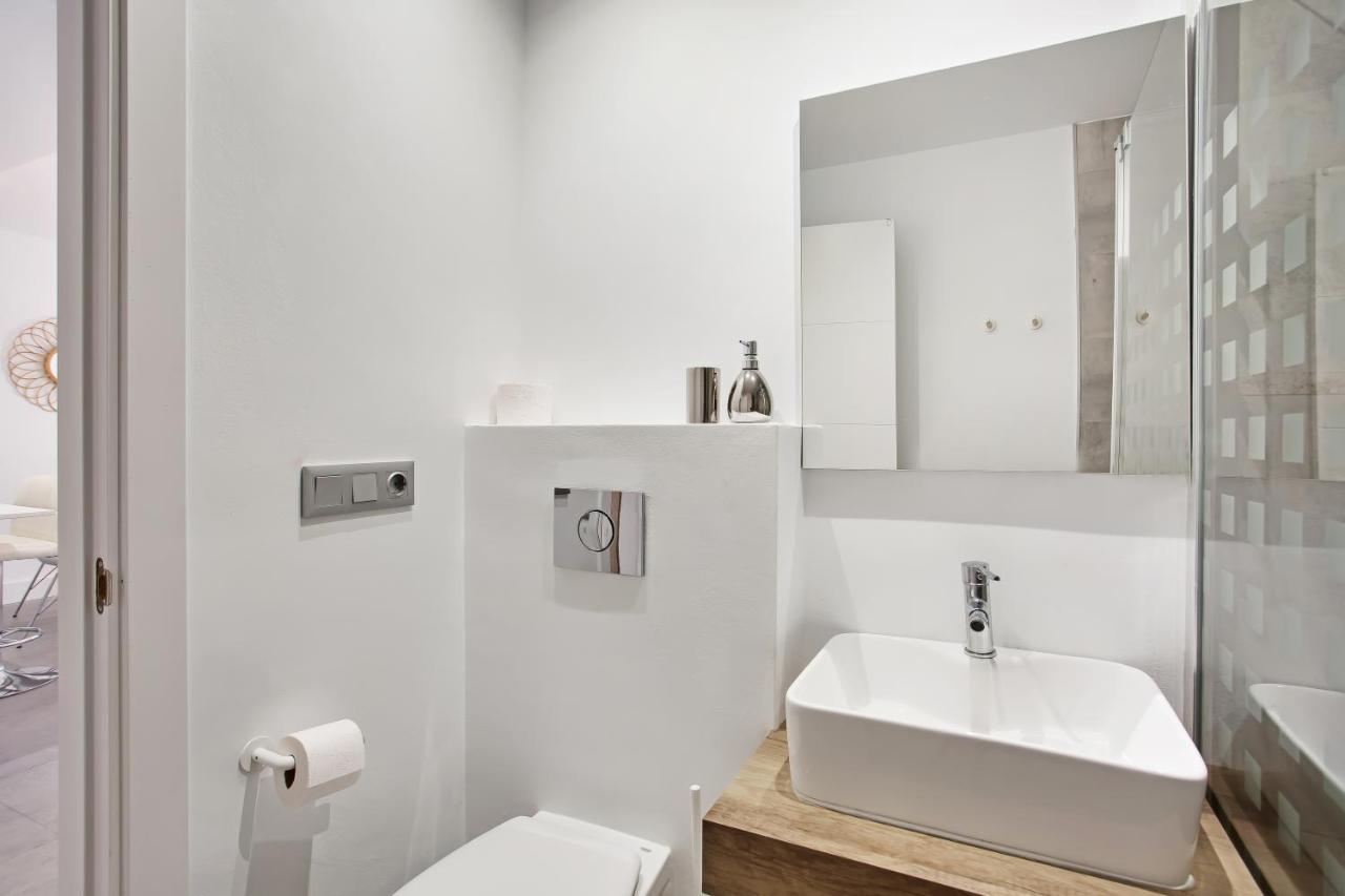 Modern 3 Bed In Puerto Banus, Marbella