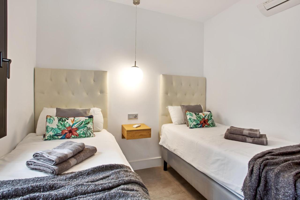 Modern 3 Bed In Puerto Banus, Marbella