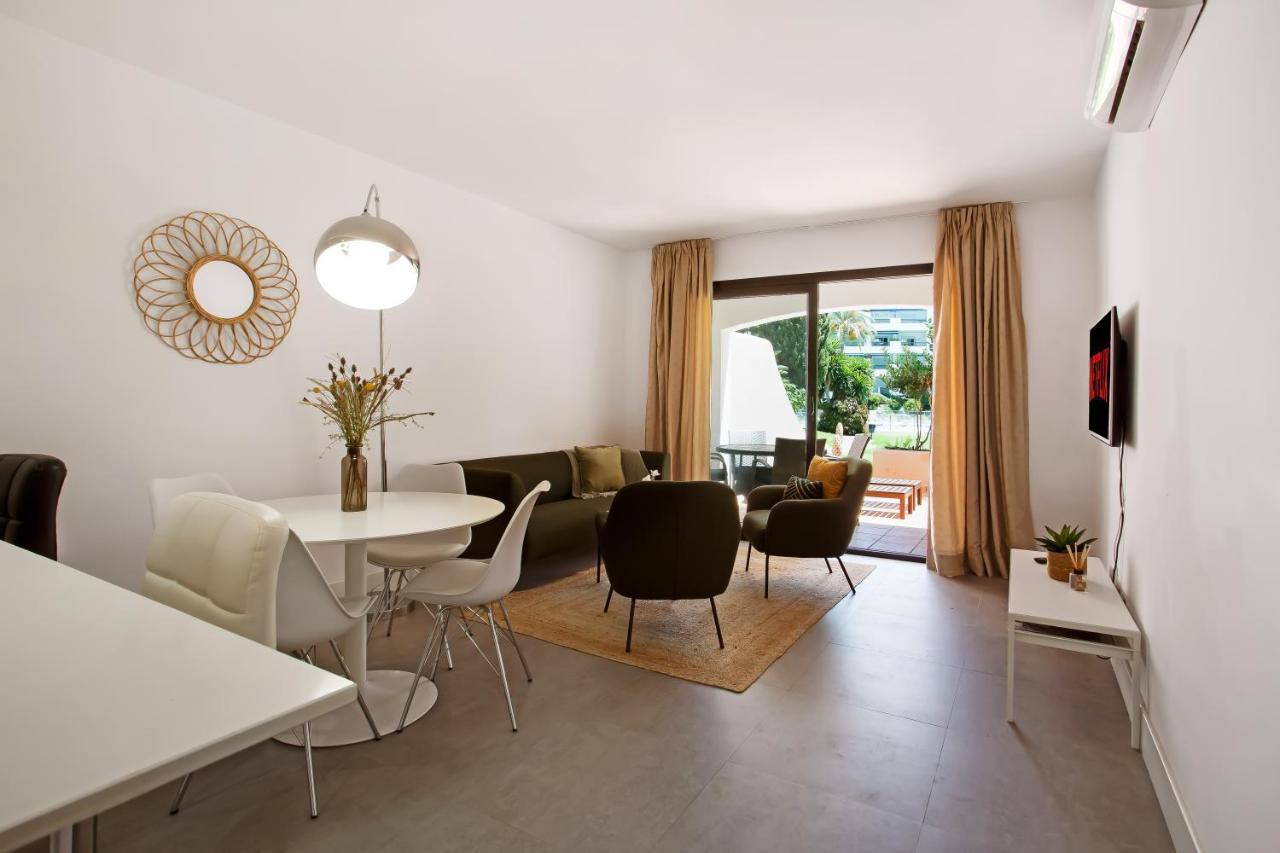 Modern 3 Bed In Puerto Banus, Apartment