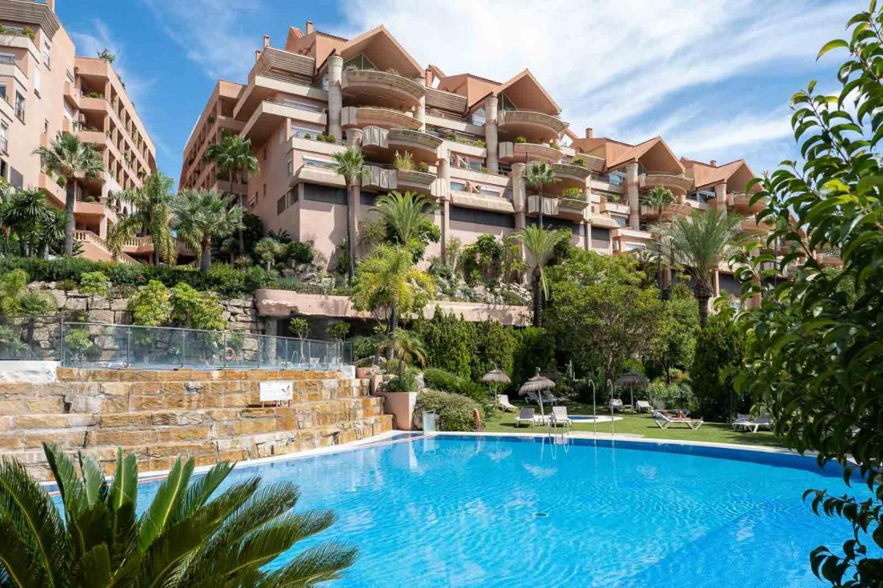 Nueva Andalucia Magna Golf Apartamento *