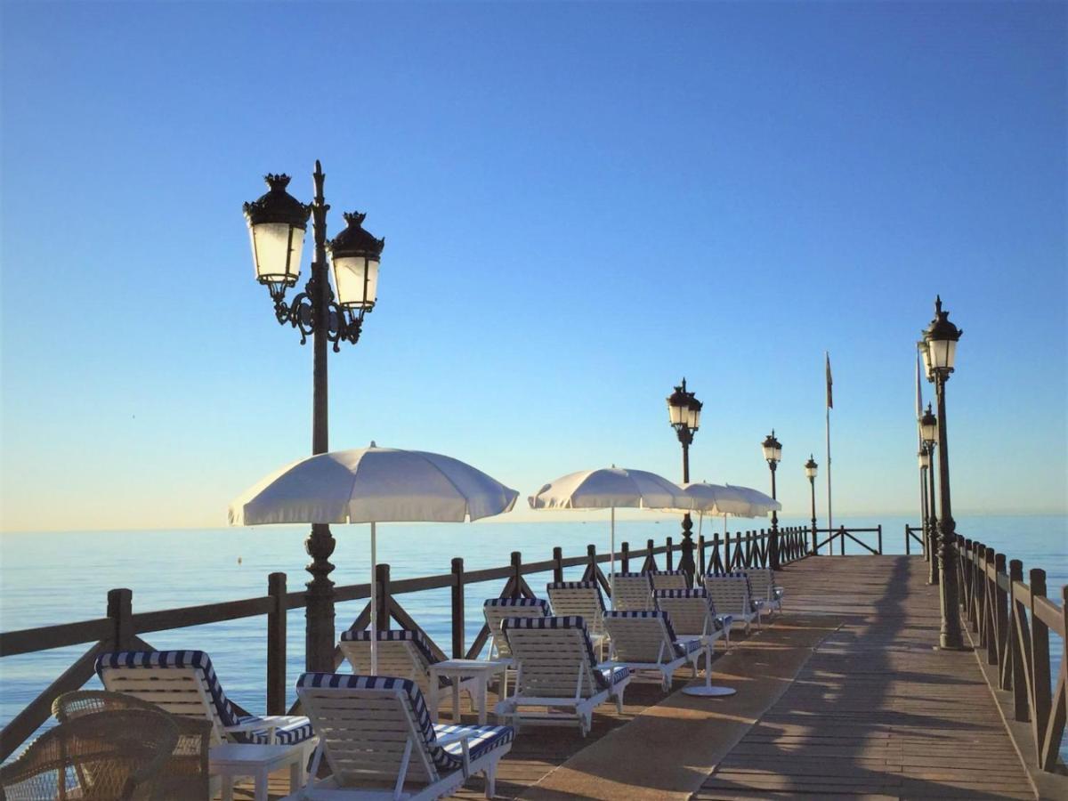 Puente Luxury Penthouse, Beachside & Sea Views * Marbella