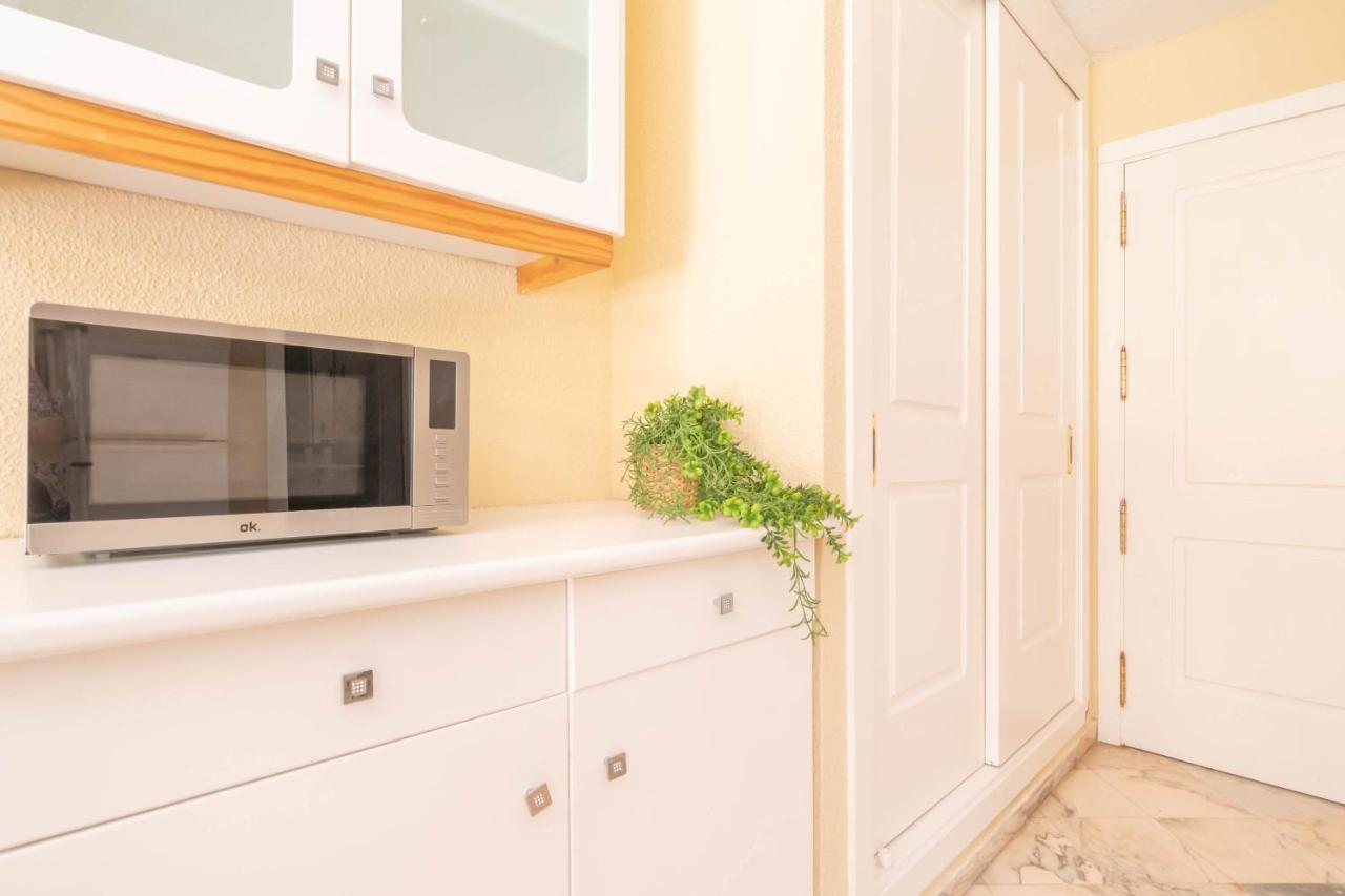 Apartamento Romana Playa Pool Paradise - Happy *