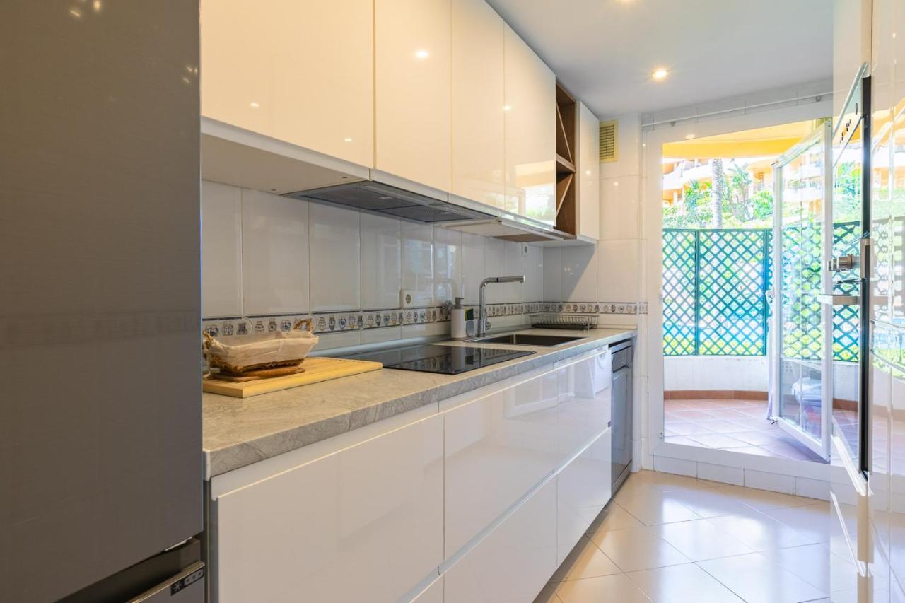 Apartment Great Views, Large Terrace & Walking Distance *