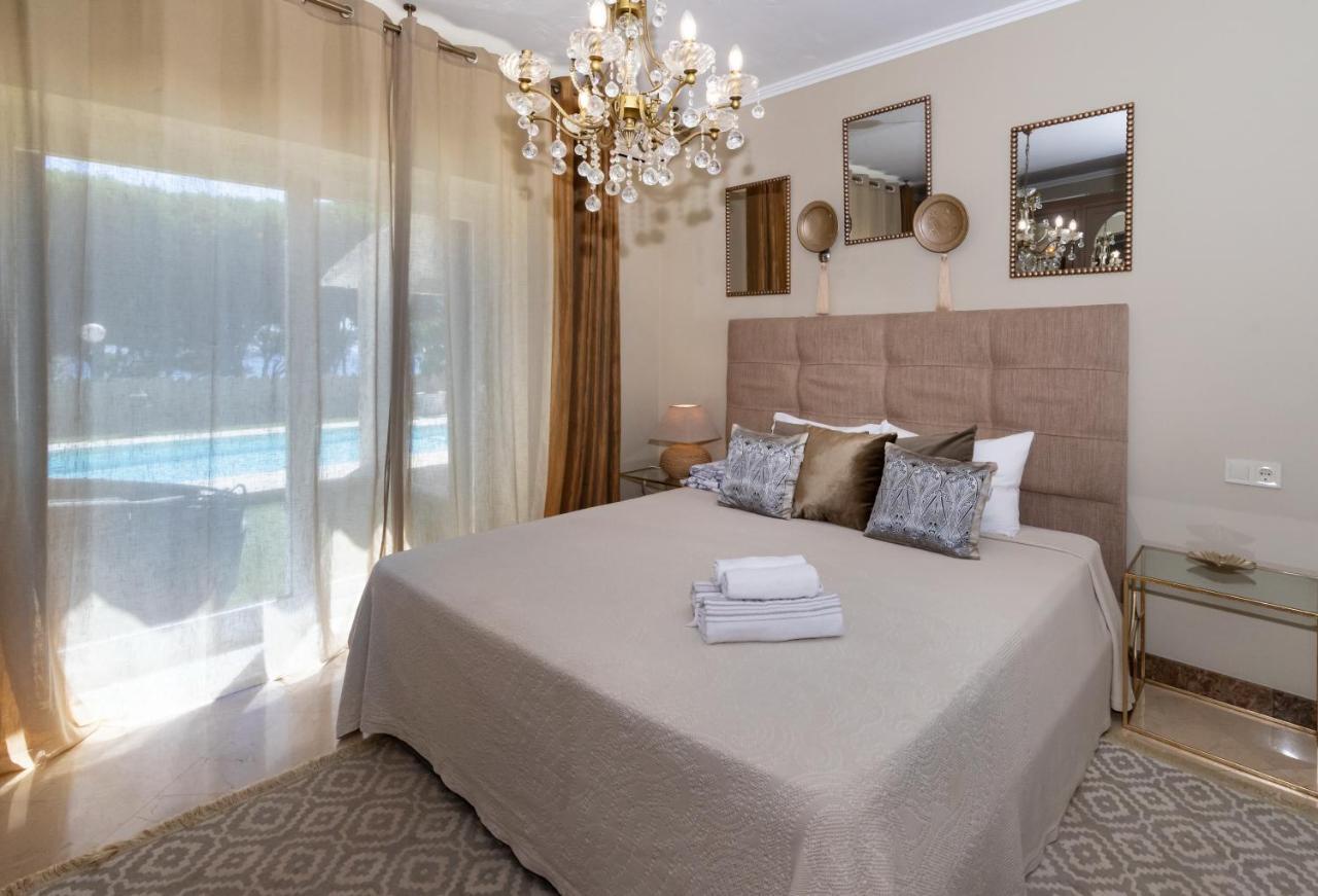 In Puerto Cabopino Casa de férias Marbella